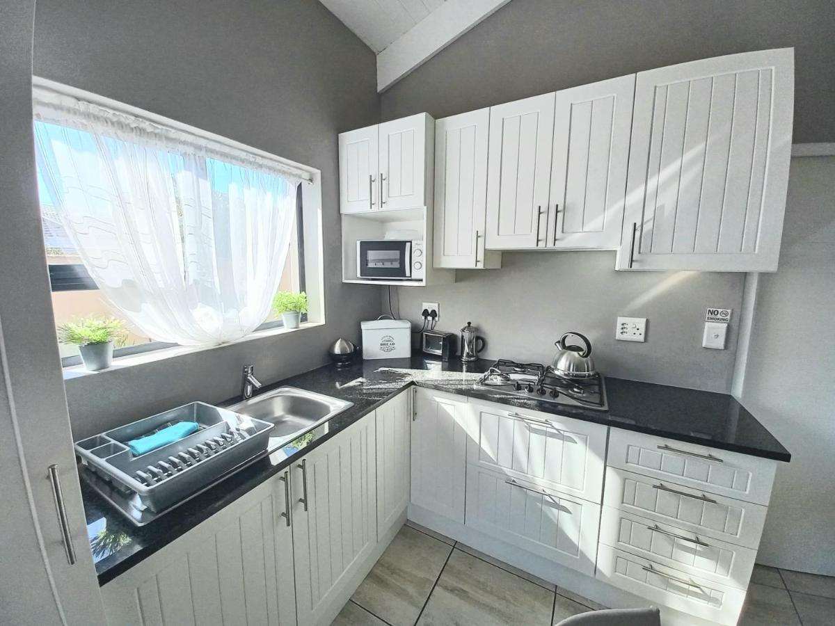 Bel-Posto, Langebaan Villa Екстериор снимка